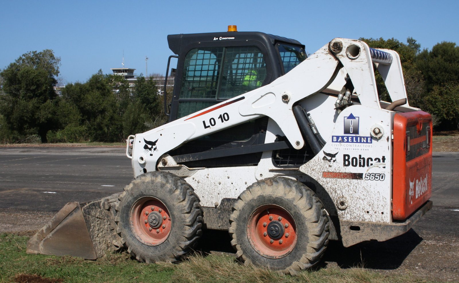 Bobcat Skid Steer Machine