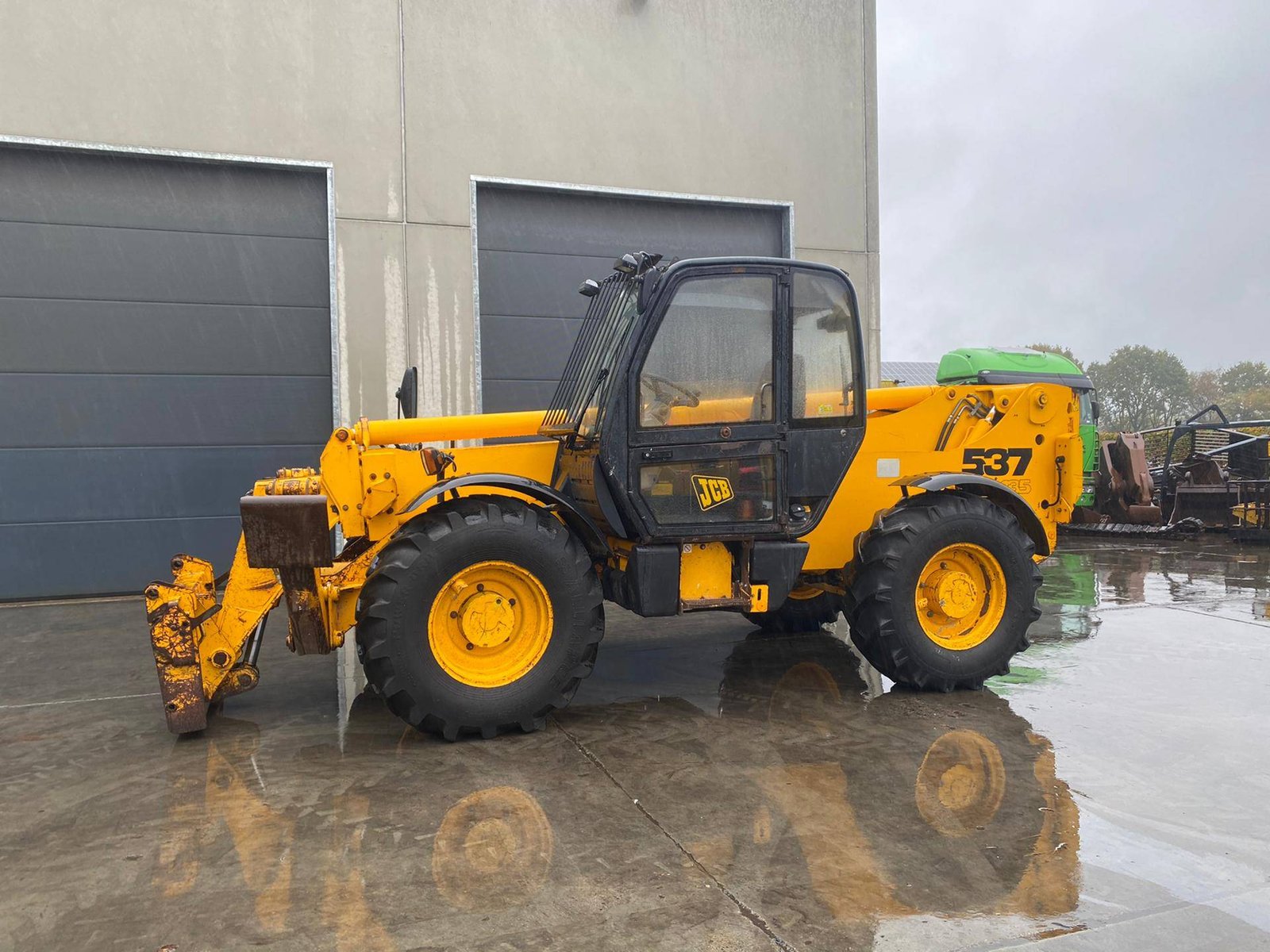 JCB 537-135 Machine